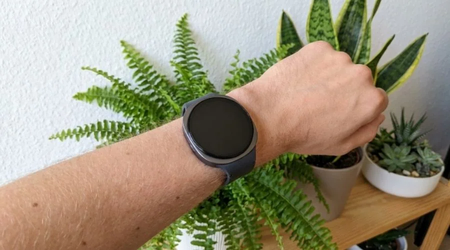 Galaxy Watch 8 LTE (44 mm) volta a despencar 52% e entra em oferta forte no Mercado Livre